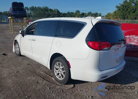 2017 Chrysler Pacifica Touring из США, поврежденный, VIN 2C4RC1DG0HR520695